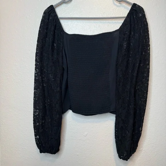 Abercrombie and Fitch Black Lace Puff Sleeve Crop Top Size Medium - Picture 4 of 4